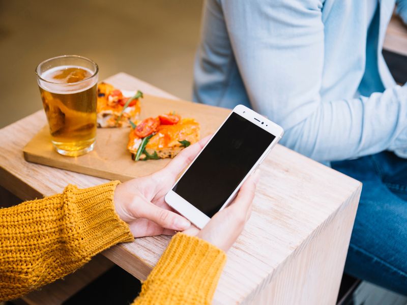 Pasang wifi untuk Restoran, Tingkatkan Pelanggan & Omzet!